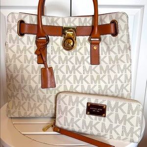 AUTHENTIC MICHAEL KORS HAMILTON TOTE W/MATCHING WALLET